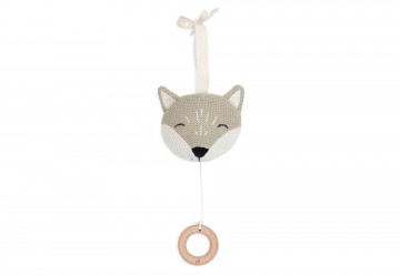 043 001 670778717329378087hero