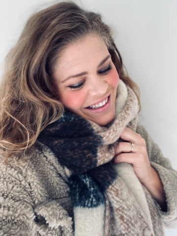 6eb7fc23 2a6b 4883 881a 82b20e35ca99