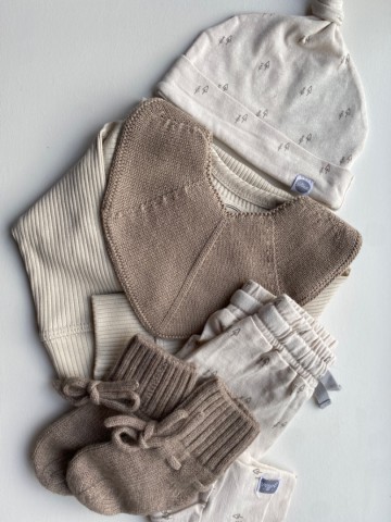 7f7db33b d097 4bb6 9715 9eb355a1ad3c