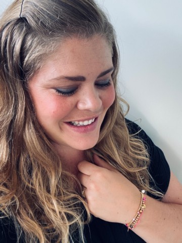 B42394e5 1c70 4f70 938d 498a5c9e933a