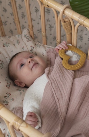 Bibs bijtring hart  dark oak  1