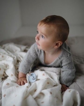 Frigg fopspeen daisy bloom  powder blue  natuurlijk rubber 3