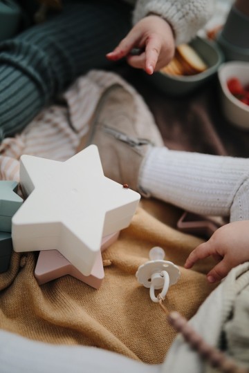 Frigg fopspeen daisy bloom  white  natuurlijk rubber 4