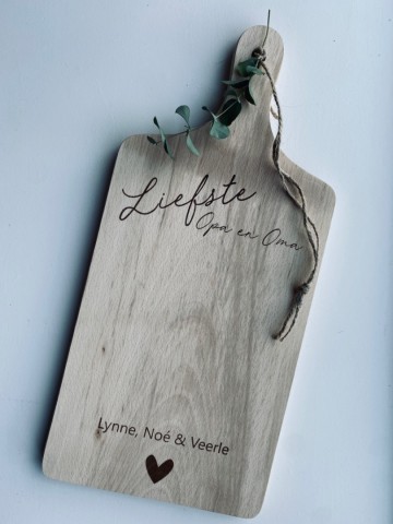 Houten snij borrelplank  liefste opa  oma