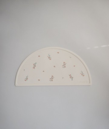 Mushie placemat  pink flowers  1