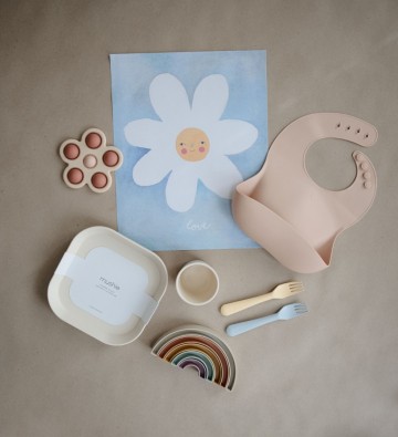 Mushie press toy flower  rose blush shiting sand  4